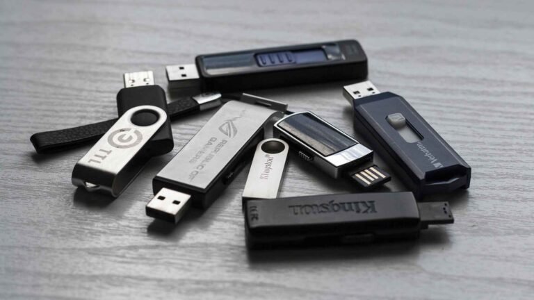 A selection of USB devices, especially USB sticks.